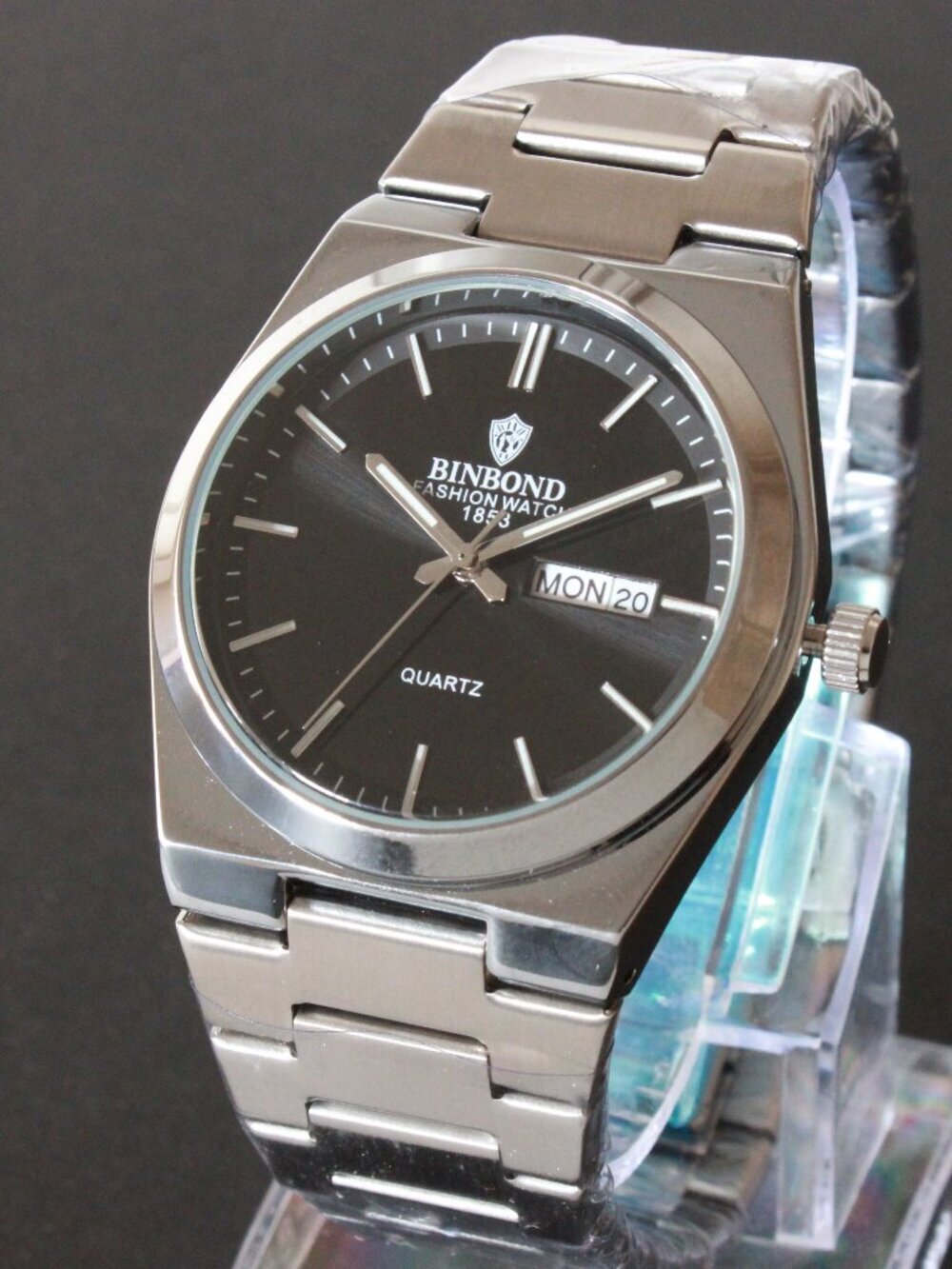 Men's Integrated Bracelet Sports Watch Stainless Steel Black Dial Quartz 40mm - Picture 4 of 8